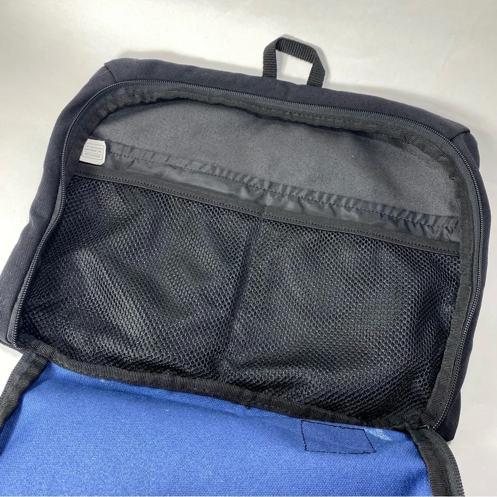 REI Multipurpose Toiletry Utility Pouch Hanging Travel Cube Pouch